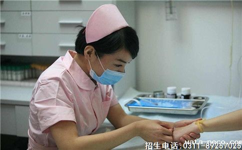 鍒濅腑濂崇敓璇诲崼鏍℃湁浠€涔堝ソ澶?.jpg