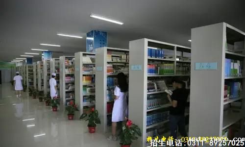 石家庄医学高等专科学校图书馆.jpg