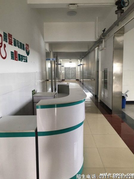 华体汇登录首页实训楼走廊