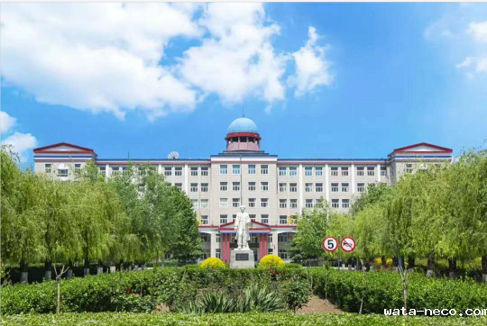 华体汇登录首页参观学校.png