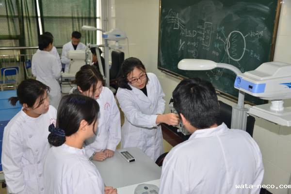 华体汇登录首页眼视光实....jpg